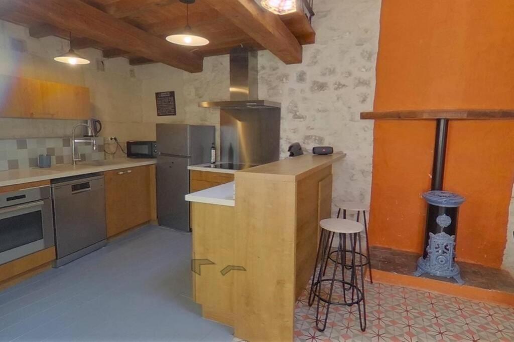 Maison De Charme Dans Le Centre Historique , Wifi Clim 6 Pers Calme Et Confort Arles Exterior foto