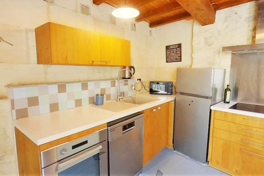 Maison De Charme Dans Le Centre Historique , Wifi Clim 6 Pers Calme Et Confort Arles Exterior foto